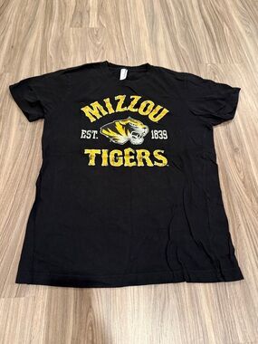 Mizzou Tigers Black Short Sleeve Tee Men’s Size M 100% Cotton